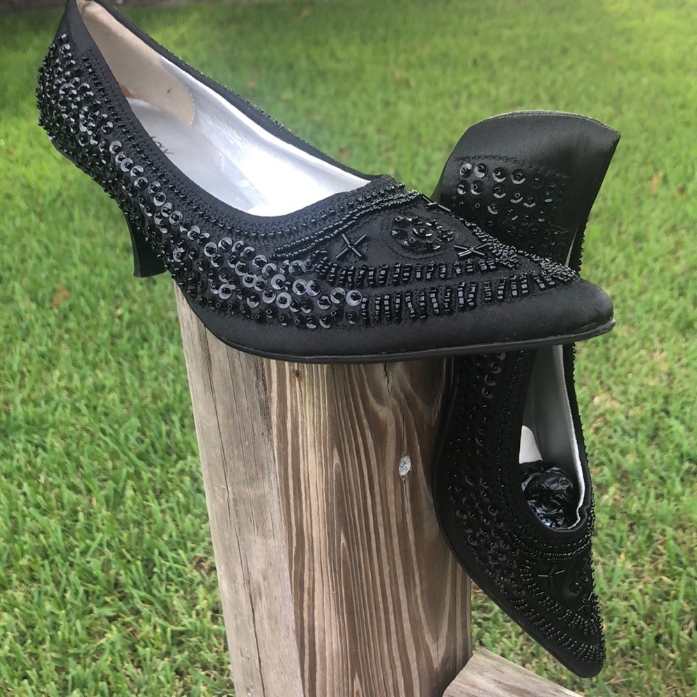 Max Collection Sequece Black Heel size 8
